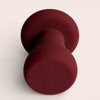 Soft Silicone paddenstoel mini vibrator in bordeauxrood, gemaakt van body-safe siliconen met een fluweelzachte finish. Vlak design voor brede stimulatie.